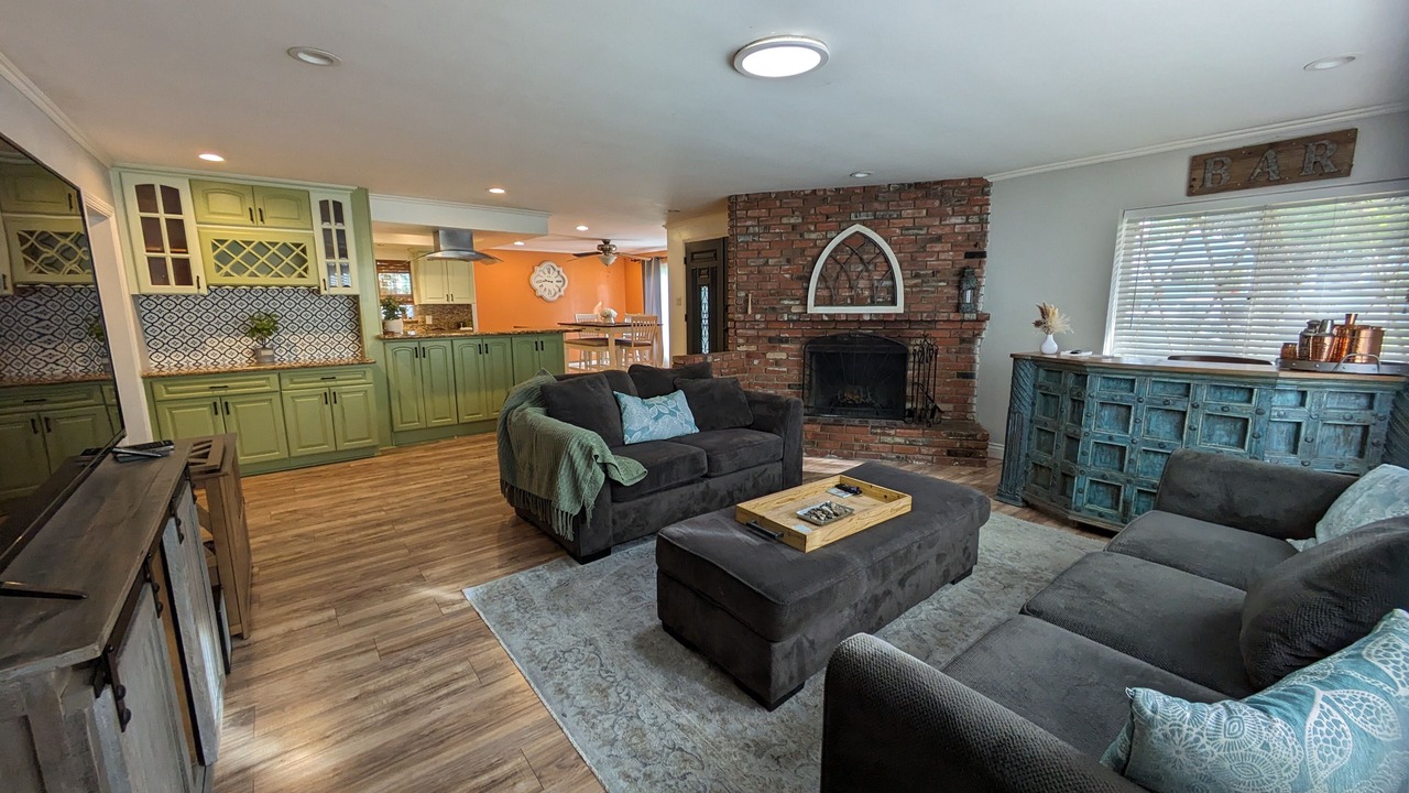 Photo of Livingroom in Belmont Heights