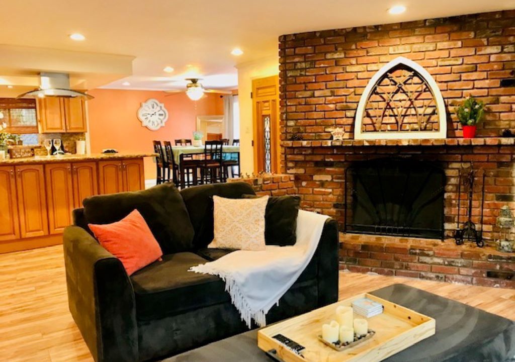Photo of Livingroom in Belmont Heights