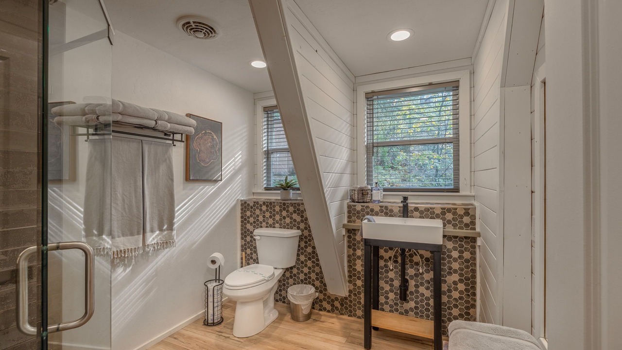 Photo of Bathroom in Bass Lake