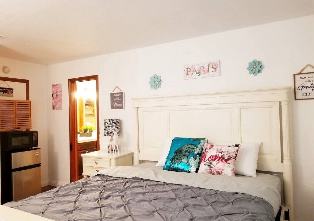 Photo of Bedroom in Sherwood Forest and Thistle Development