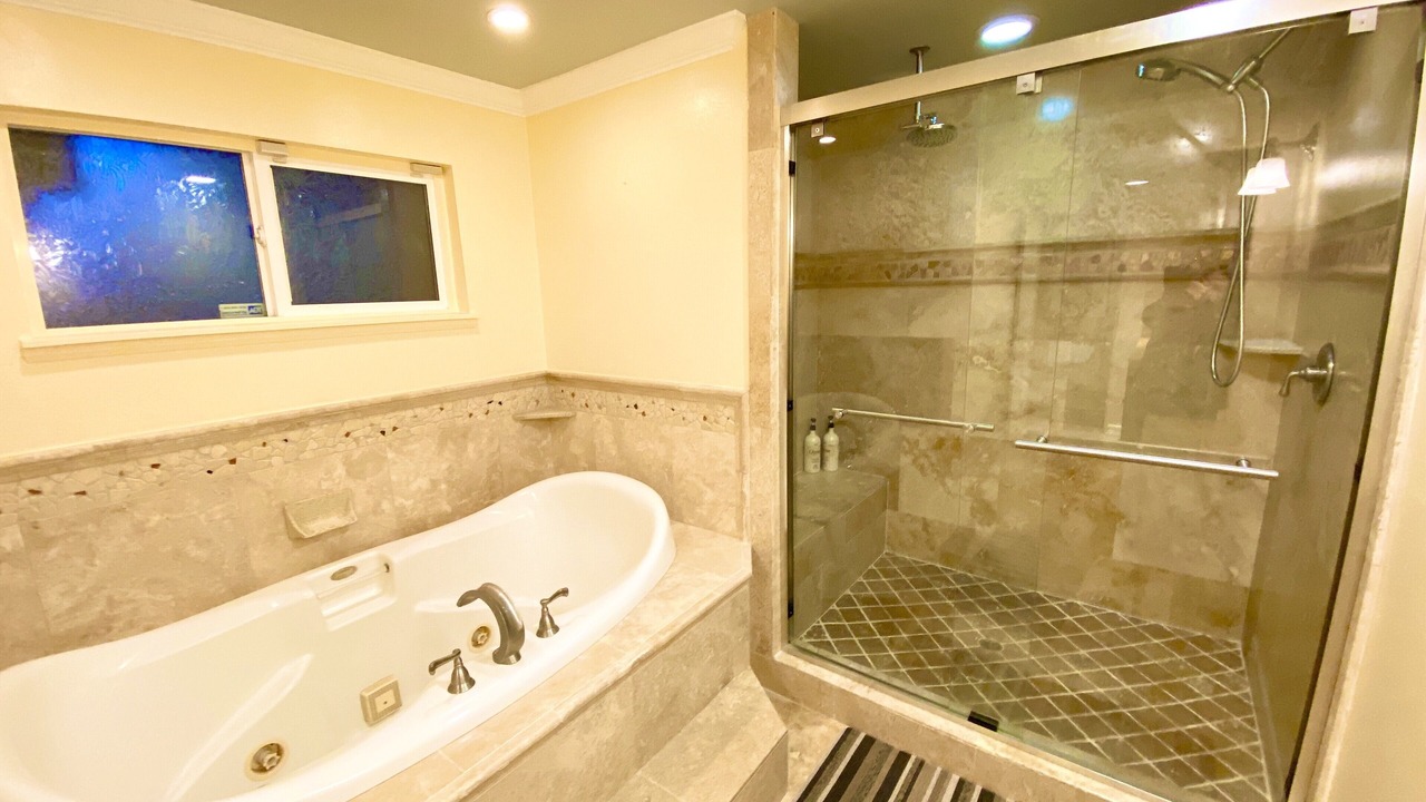 Photo of Bathroom in Sherwood Forest and Thistle Development