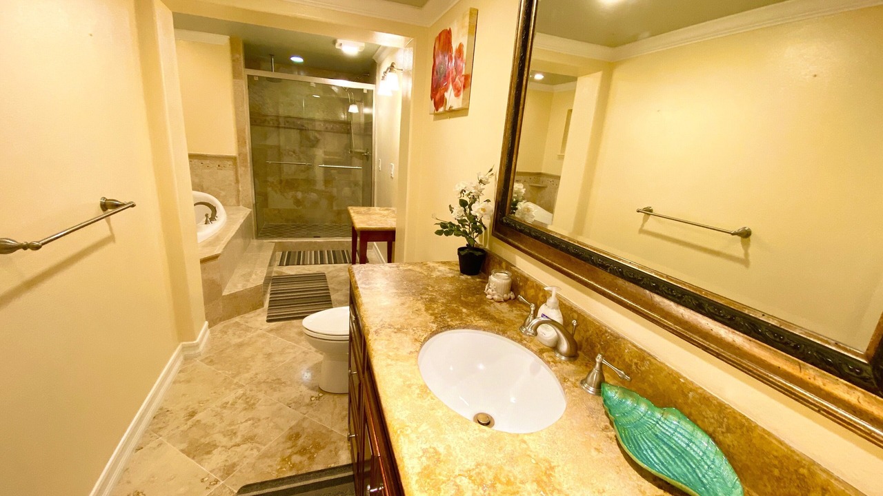 Photo of Bathroom in Sherwood Forest and Thistle Development