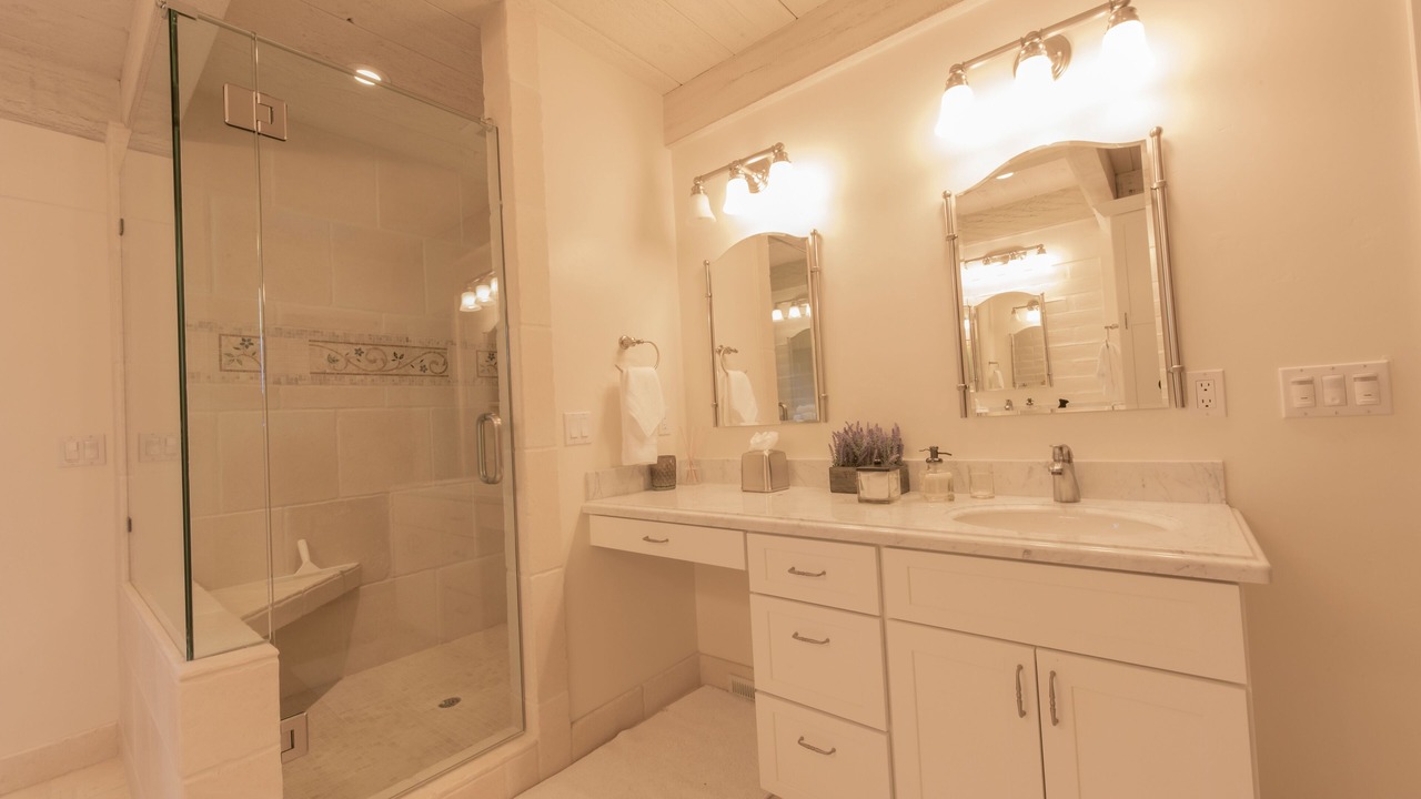 Photo of Bathroom in Northwest Carmel