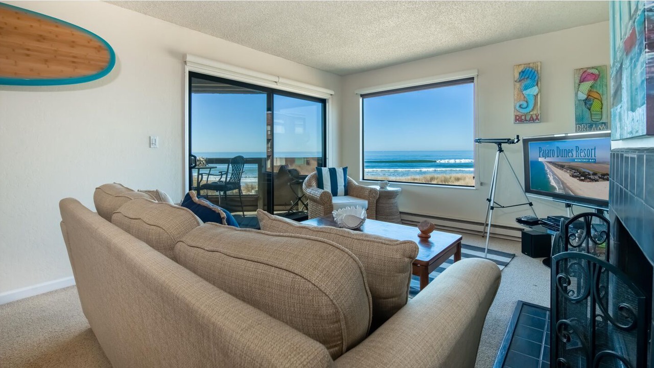 Photo of Livingroom in Pajaro Dunes