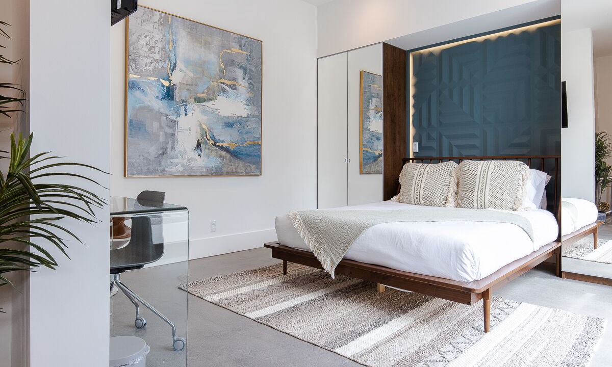 Photo of Bedroom in Racquet Club West