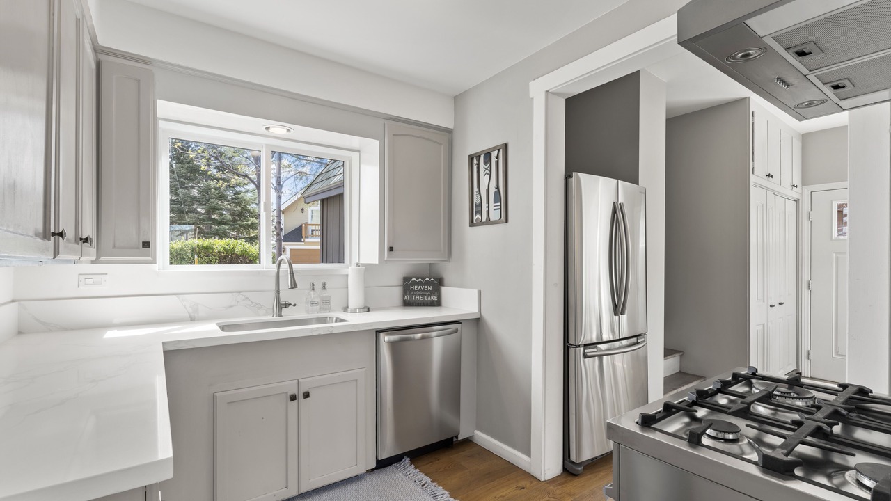 Photo of Kitchen in Cedar Glen