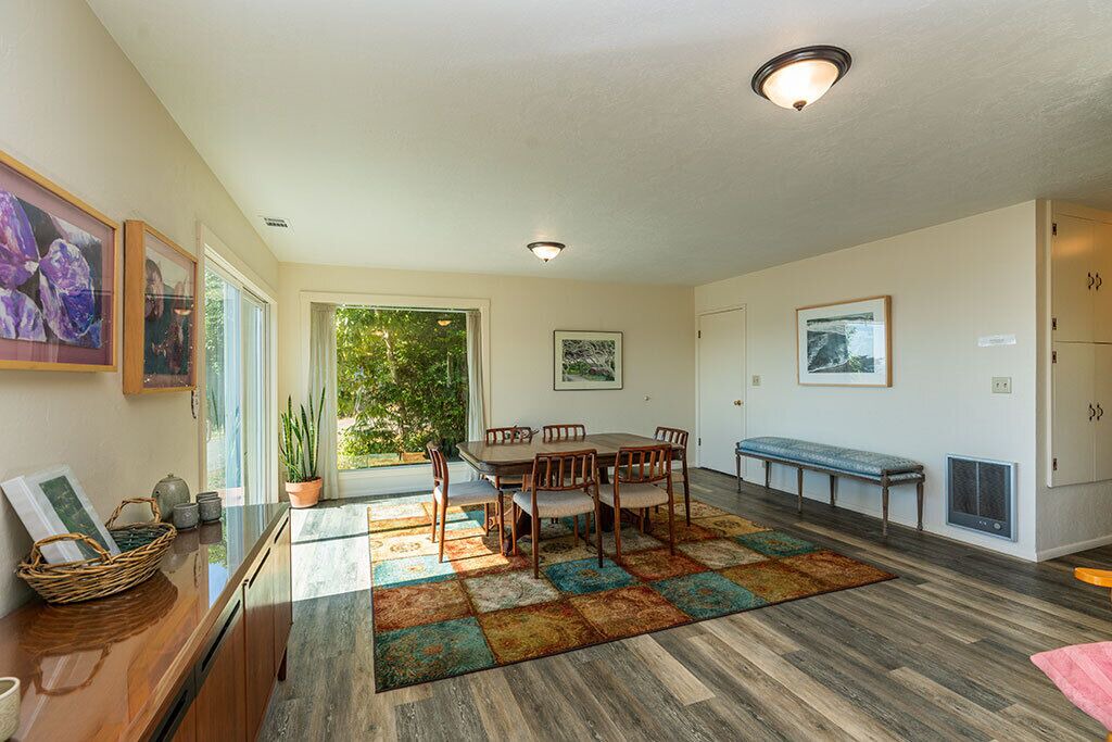 Photo of Livingroom in Westhaven-Moonstone