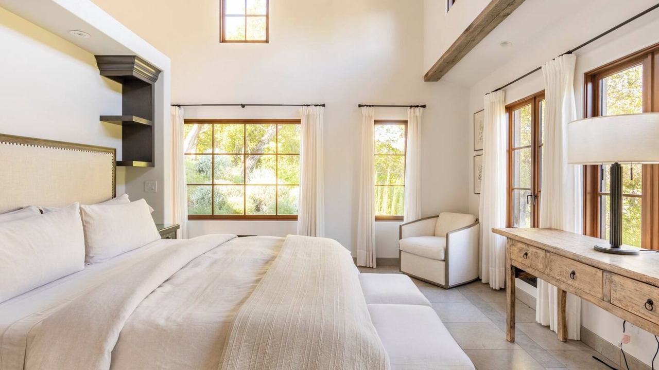 Photo of Bedroom in Woodside