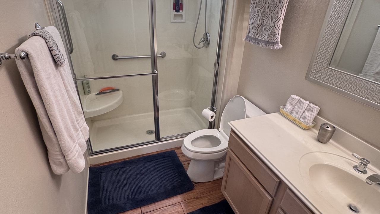 Photo of Bathroom in Desert Palms