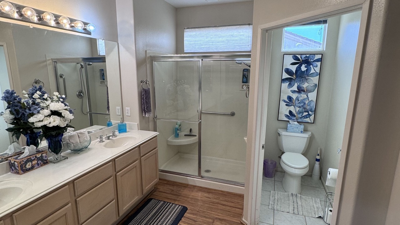 Photo of Bathroom in Desert Palms