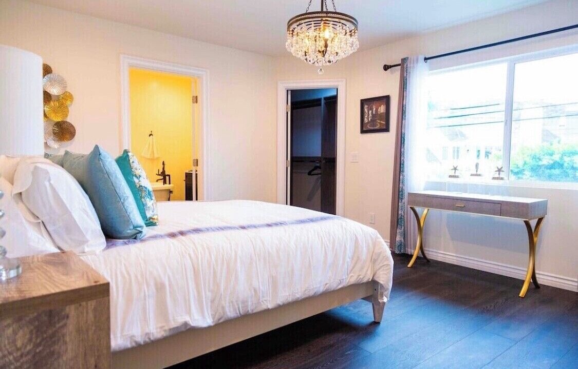 Photo of Bedroom in Studio City
