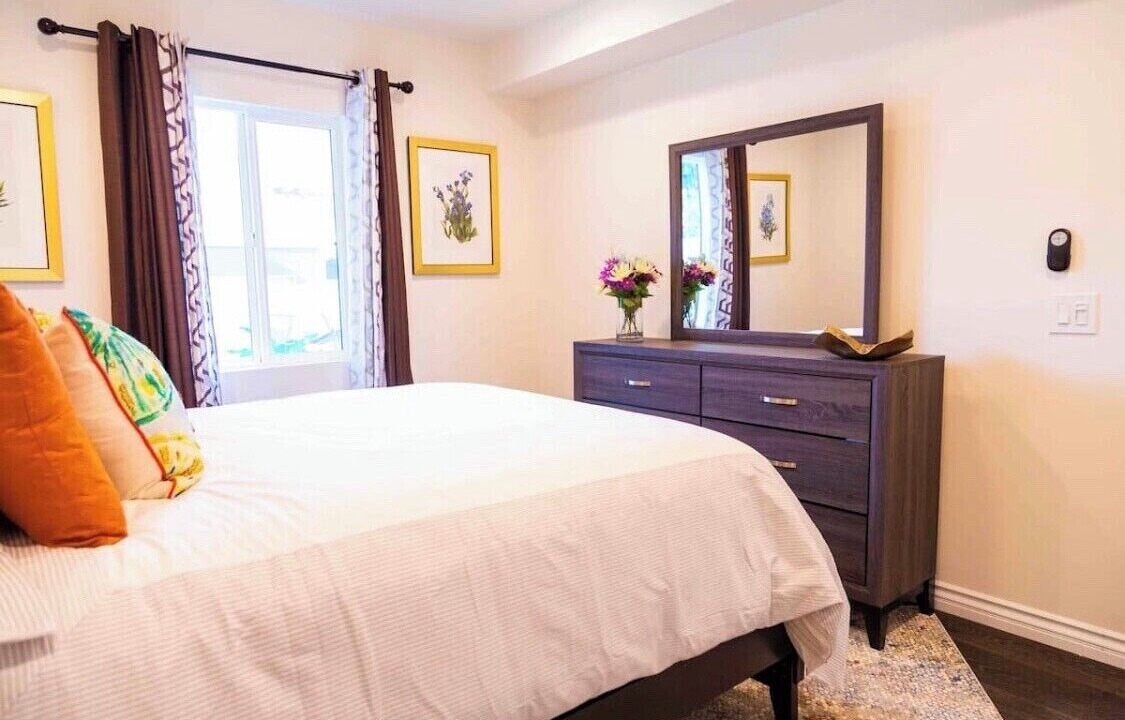 Photo of Bedroom in Studio City