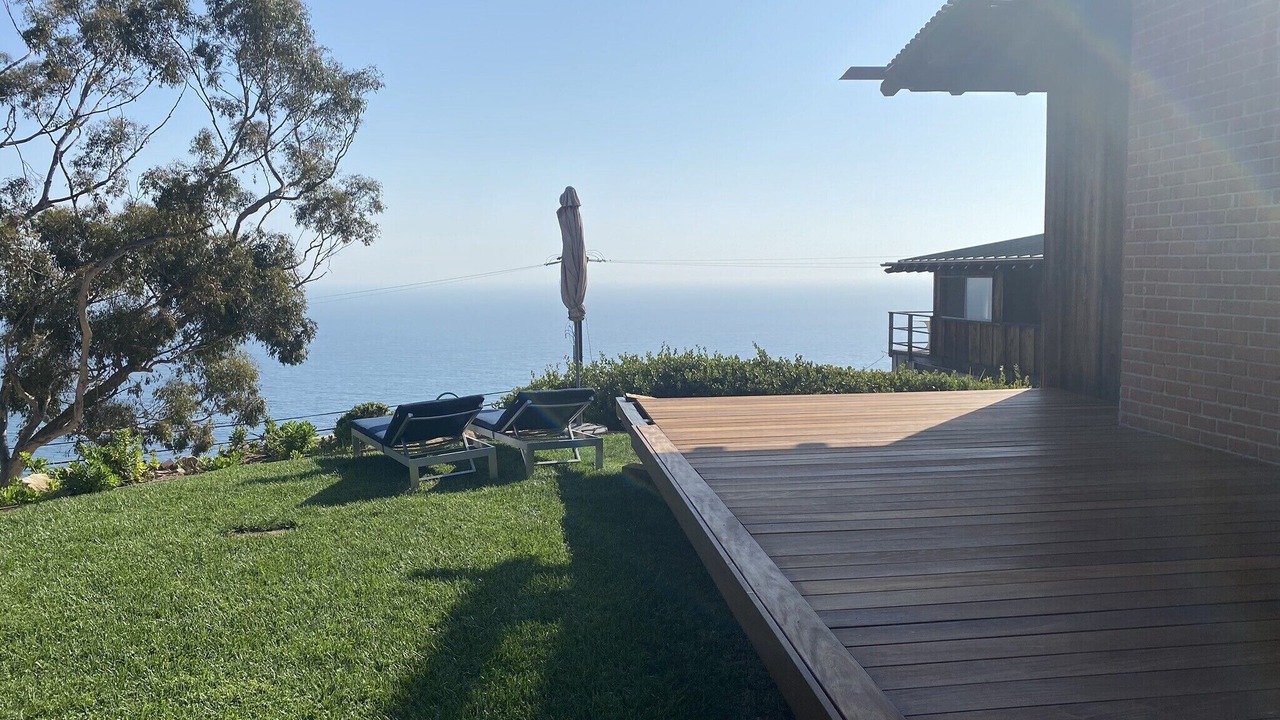 Photo of Patio Balcony in Eastern Malibu