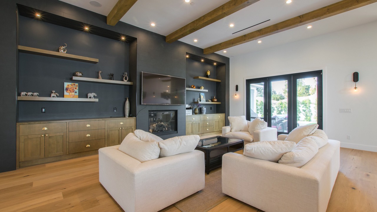 Photo of Livingroom in Sherman Oaks