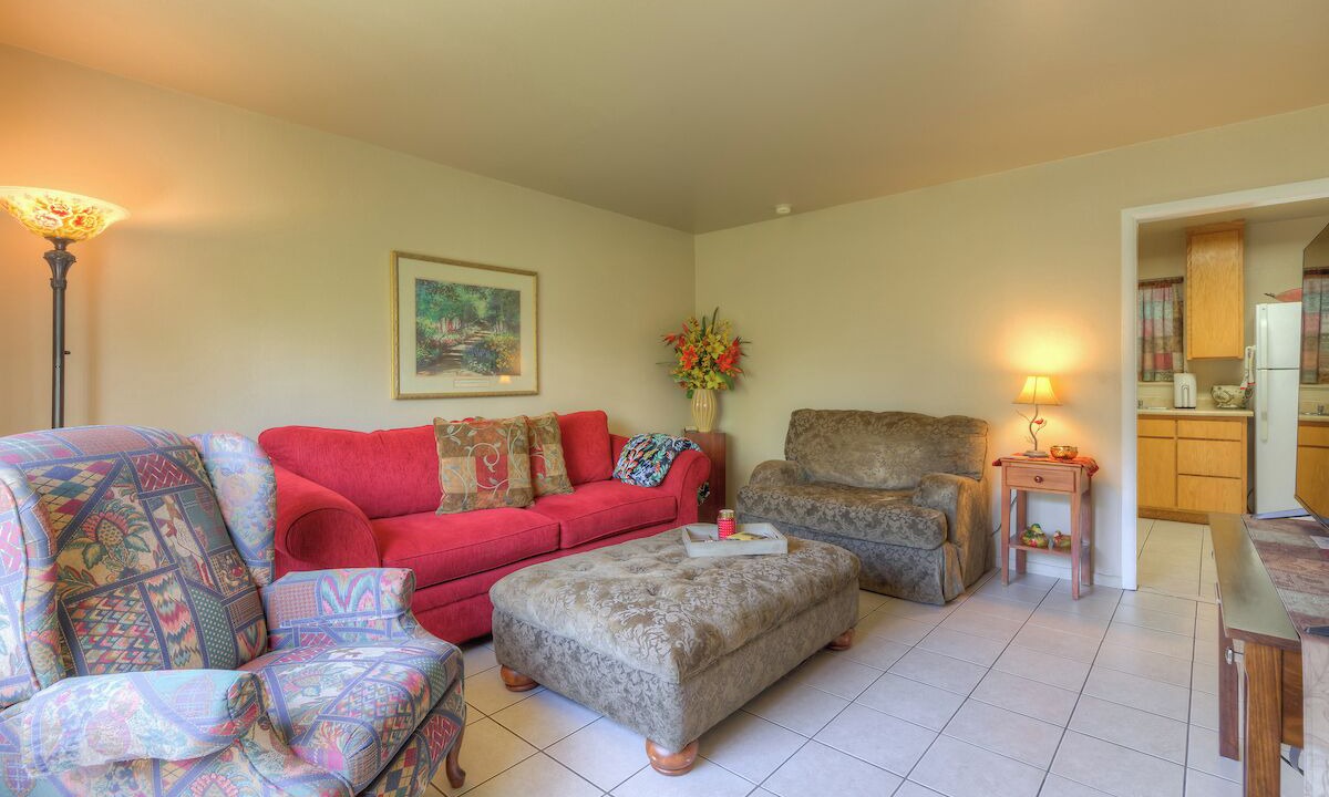 Photo of Livingroom in Oroville