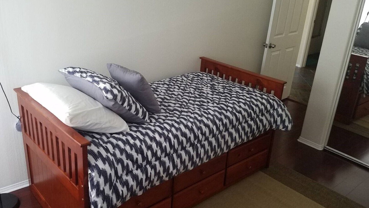 Photo of Bedroom in Silver Lake