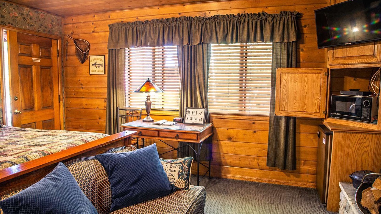Photo of Bedroom in Big Bear Lake