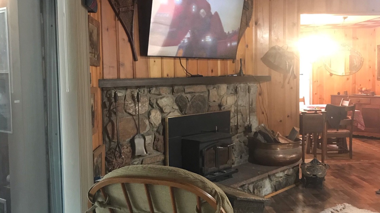 Photo of Bedroom in California Hot Springs