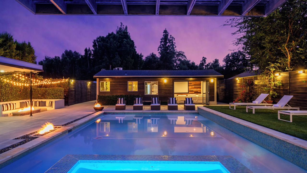 Photo of Outdoor in Studio City