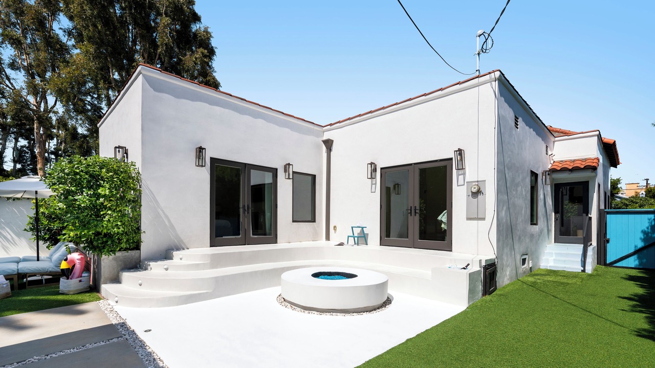 Photo of Outdoor in Beverly Grove