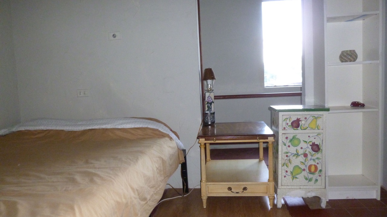Photo of Bedroom in Oakland