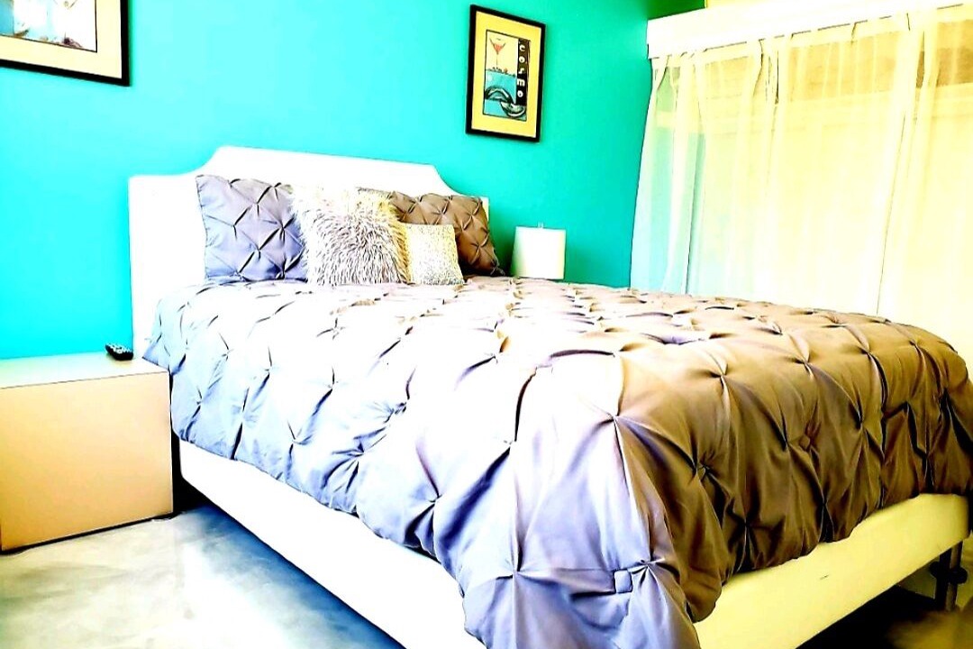 Photo of Bedroom in Racquet Club Estates