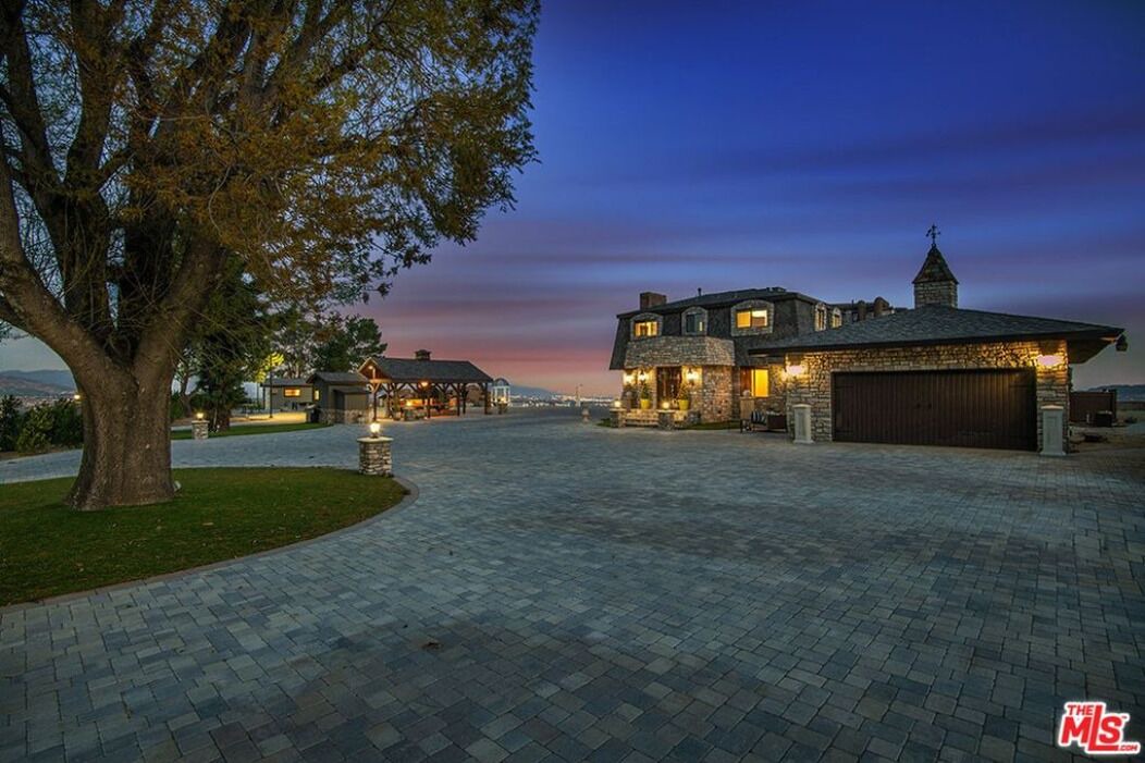 Photo of Outdoor in Chatsworth