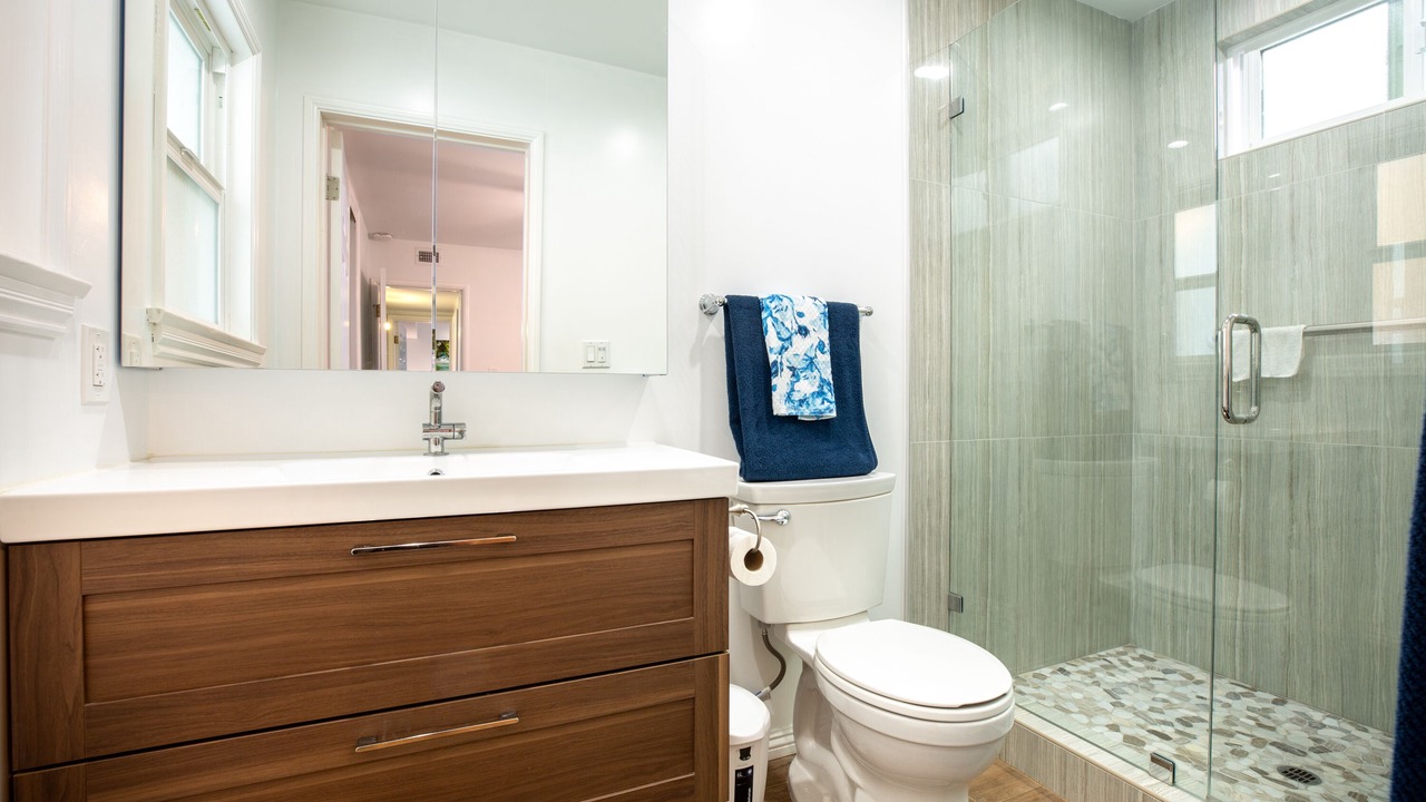 Photo of Bathroom in Belmont Shore