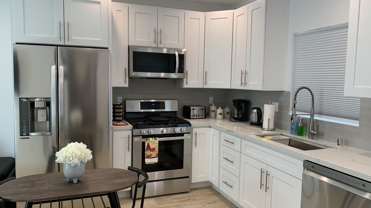 Photo of Kitchen in Canoga Park