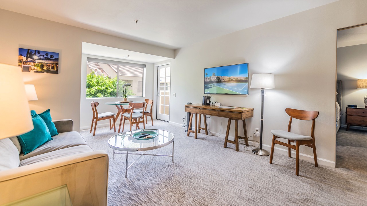 Photo of Livingroom in Downtown Palm Springs