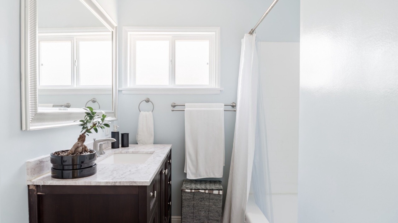 Photo of Bathroom in North Hollywood