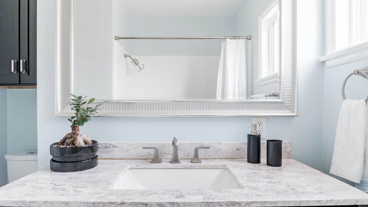 Photo of Bathroom in North Hollywood