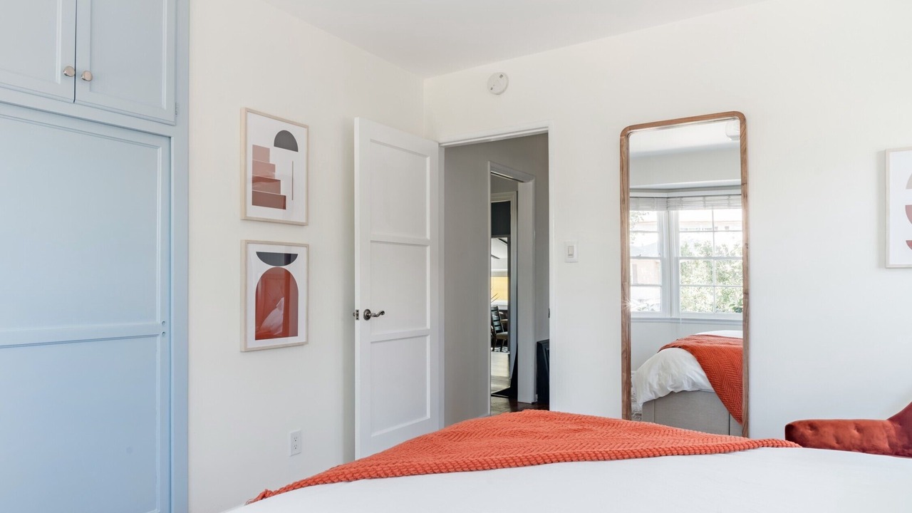 Photo of Bedroom in North Hollywood