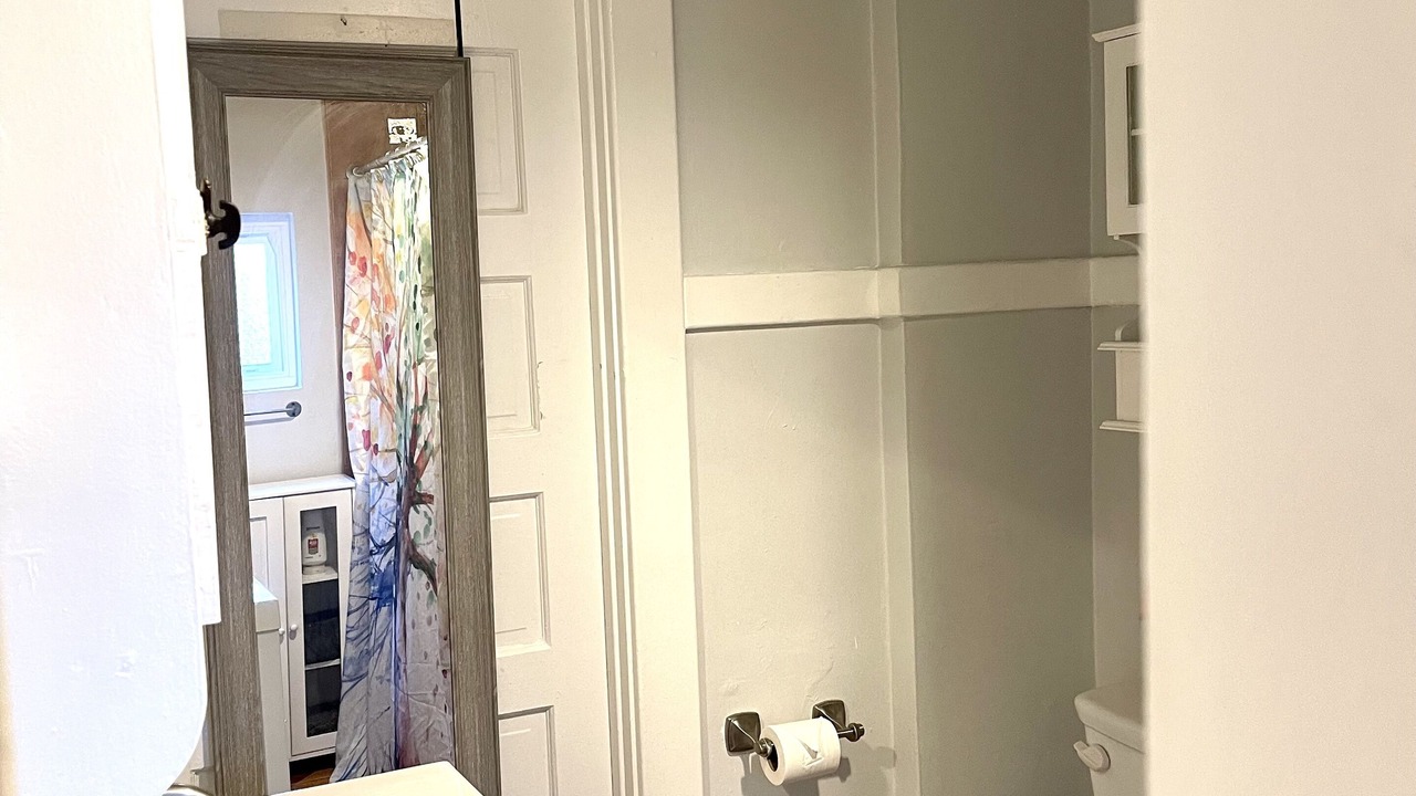 Photo of Bathroom in Wilshire
