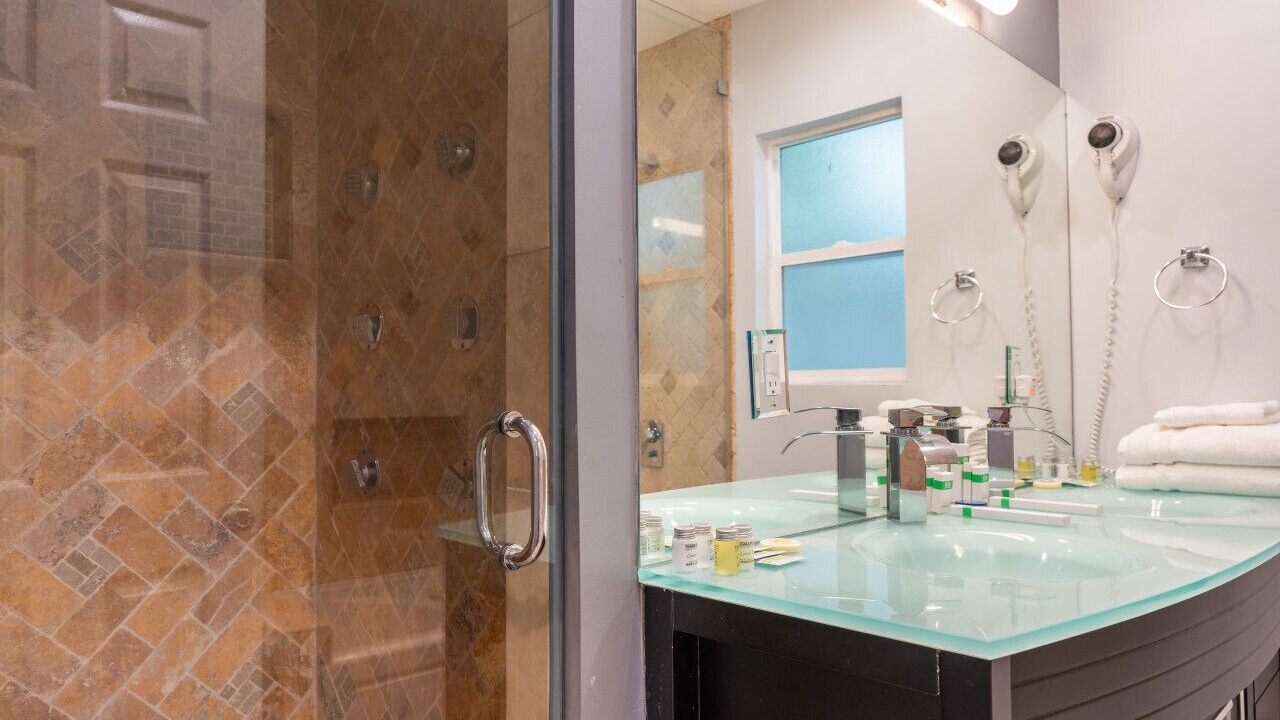 Photo of Bathroom in NoHo Arts District