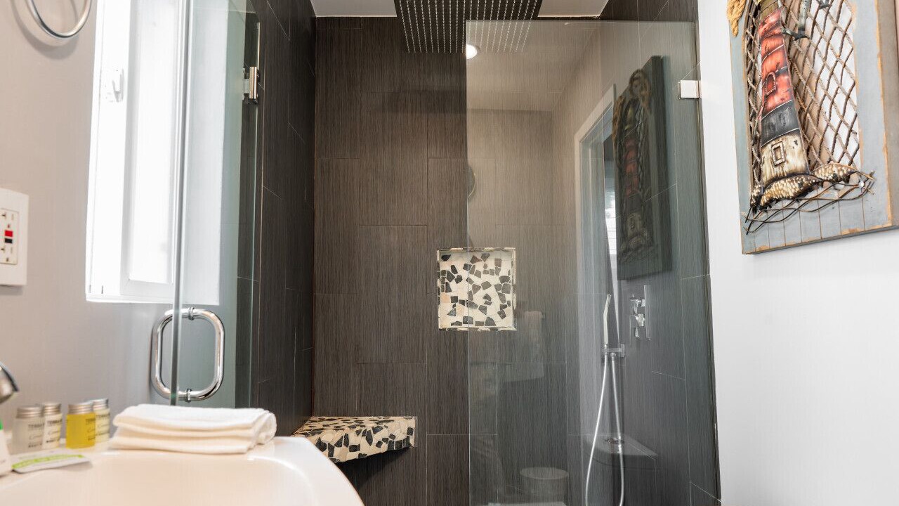 Photo of Bathroom in NoHo Arts District