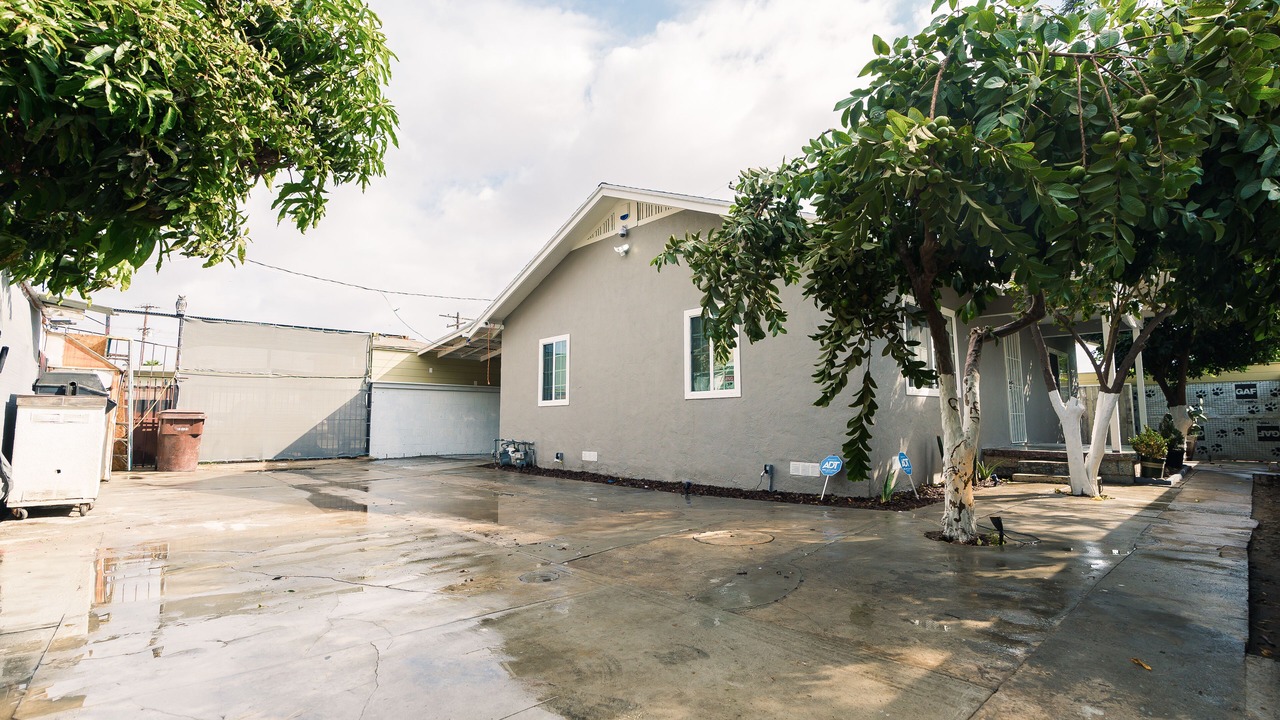 Photo of Outdoor in Compton