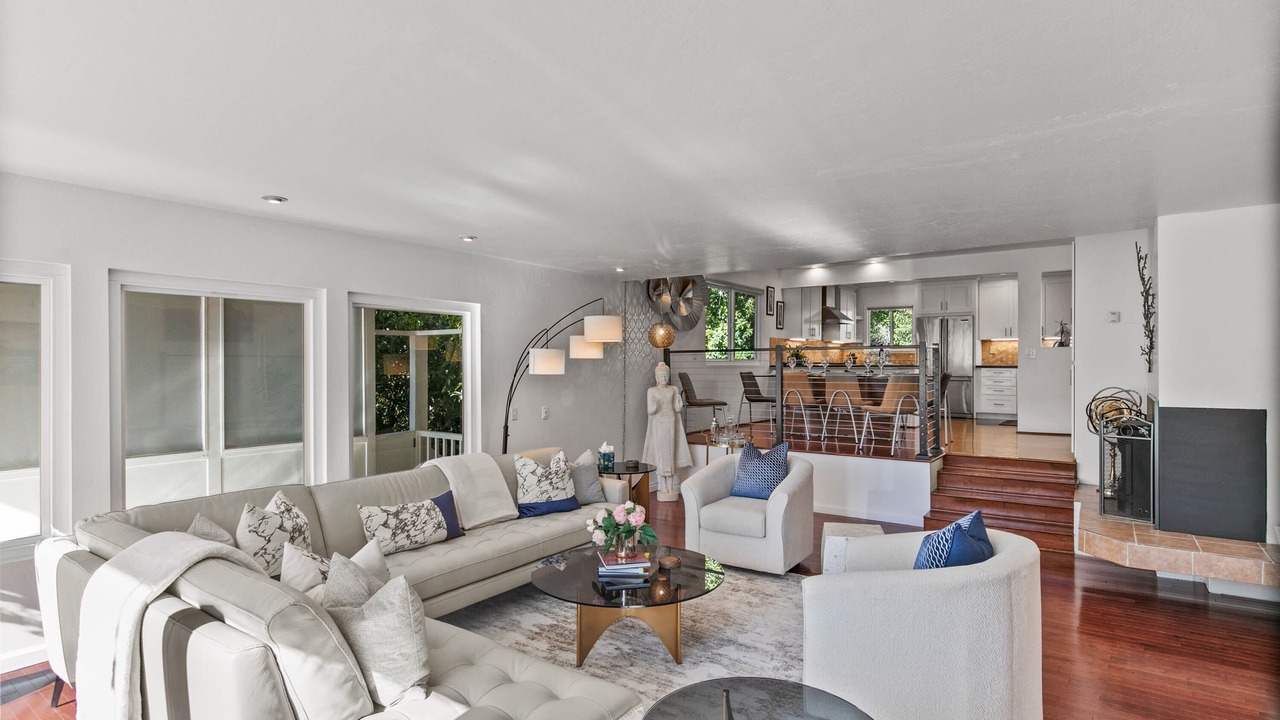 Photo of Livingroom in Carmel Woods
