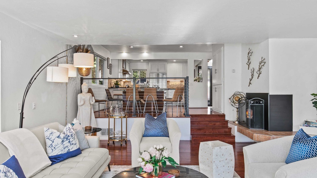 Photo of Livingroom in Carmel Woods