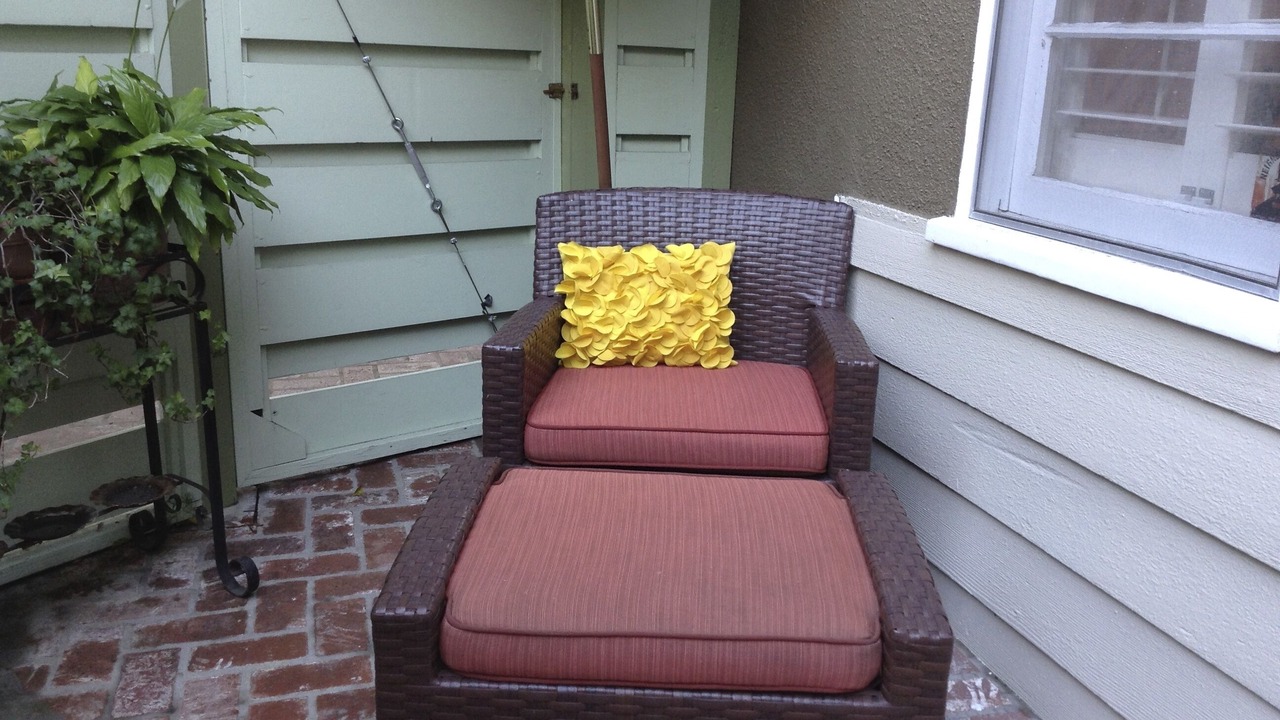 Photo of Patio Balcony in Beachwood Canyon
