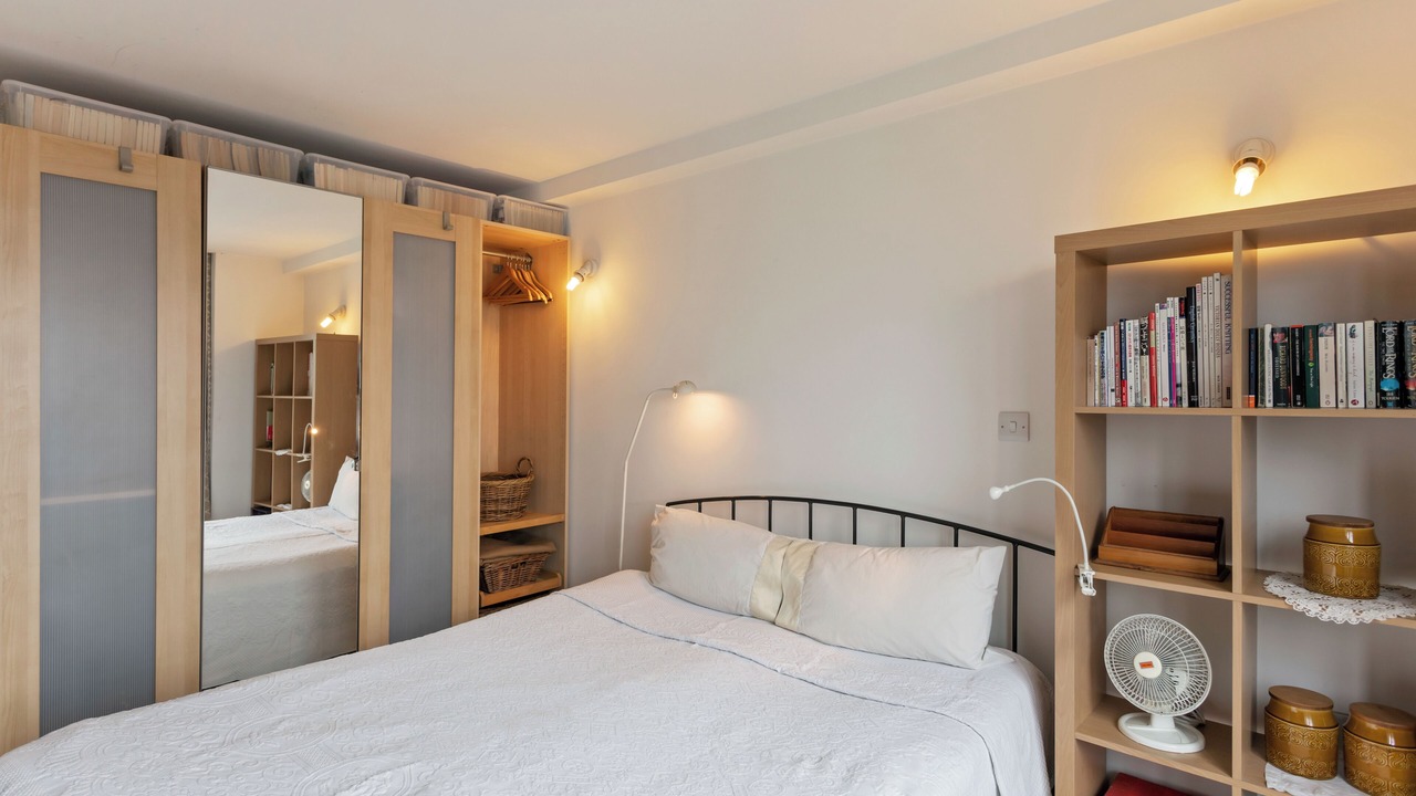 Photo of Bedroom in Stoke Newington