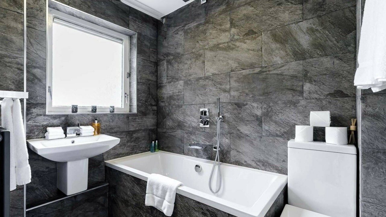 Photo of Bathroom in Bishop's