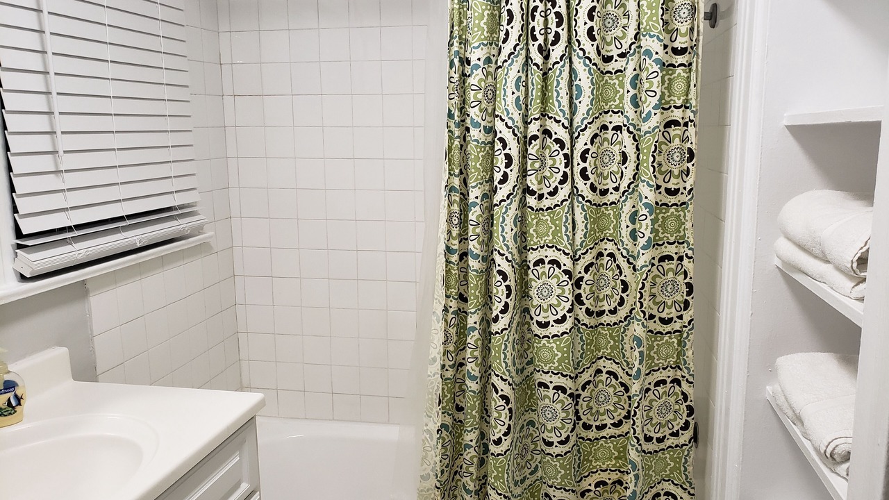 Photo of Bathroom in Beverly Grove