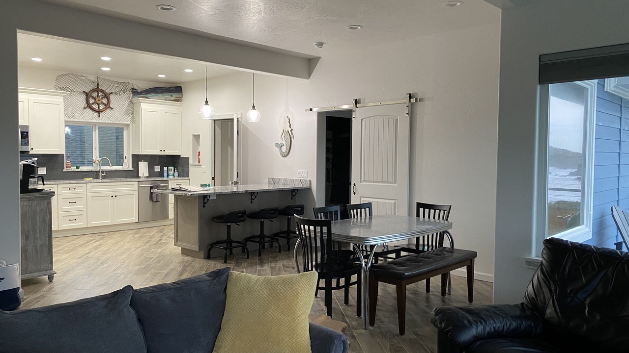 Photo of Livingroom in Crescent City