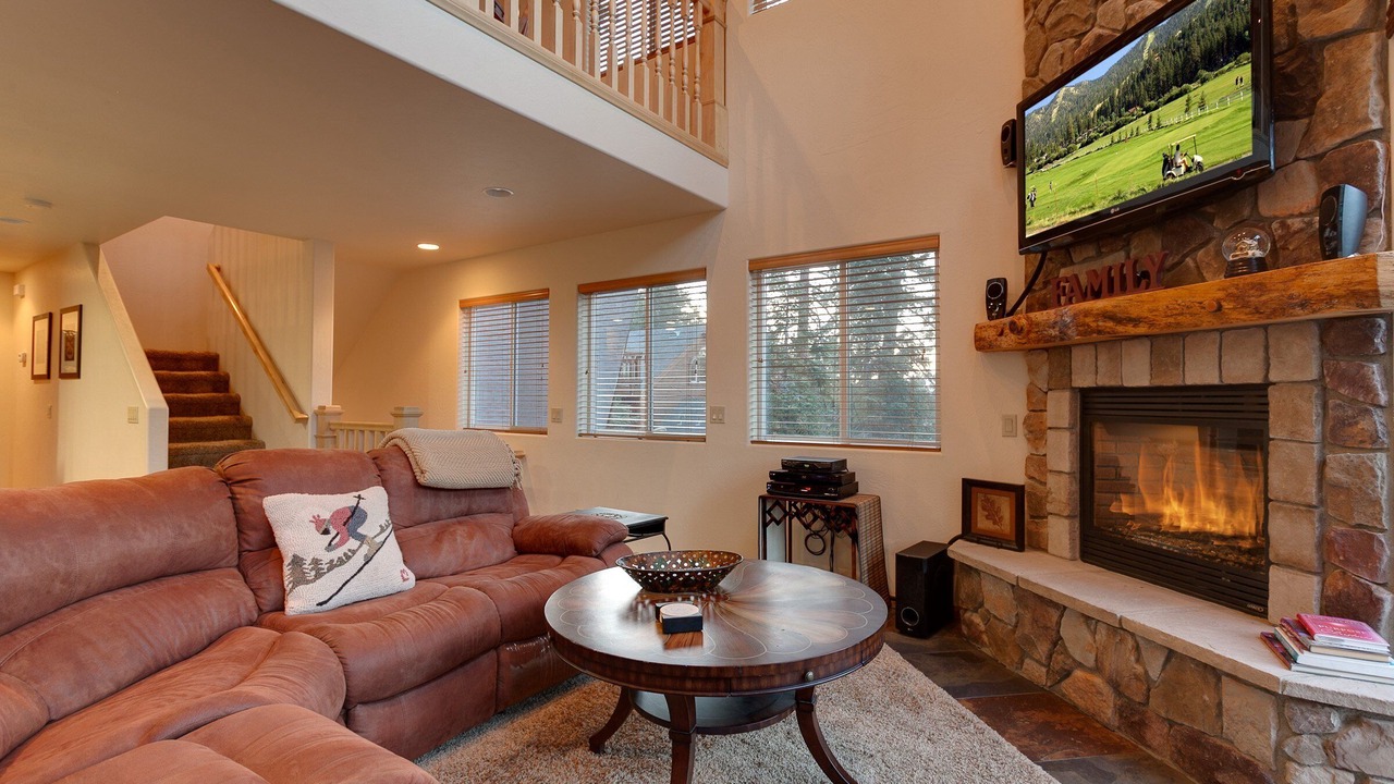 Photo of Livingroom in Big Bear Lake