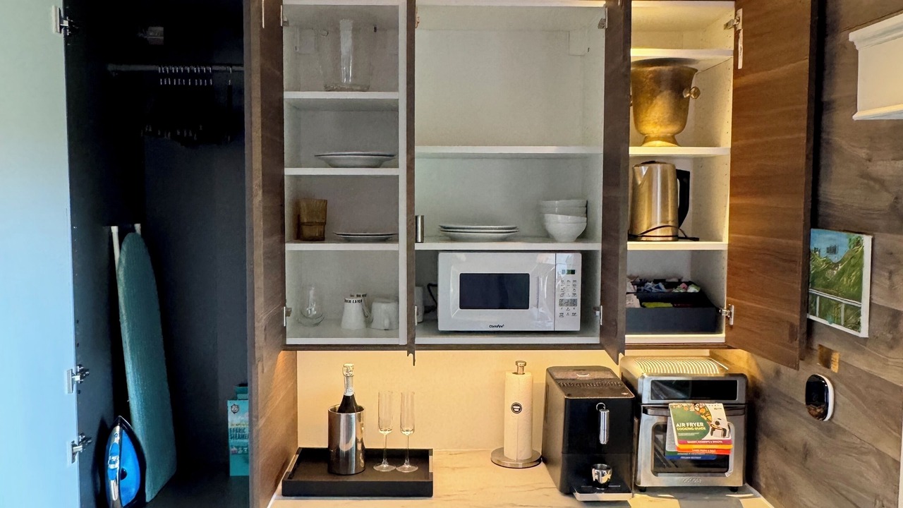 Photo of Kitchen in Hollywood Hills West