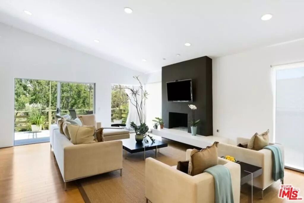 Photo of Livingroom in Pacific Palisades