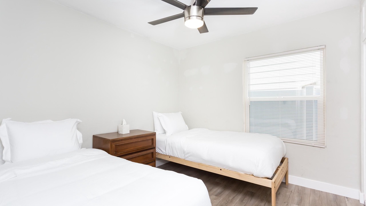 Photo of Bedroom in South Mission Beach