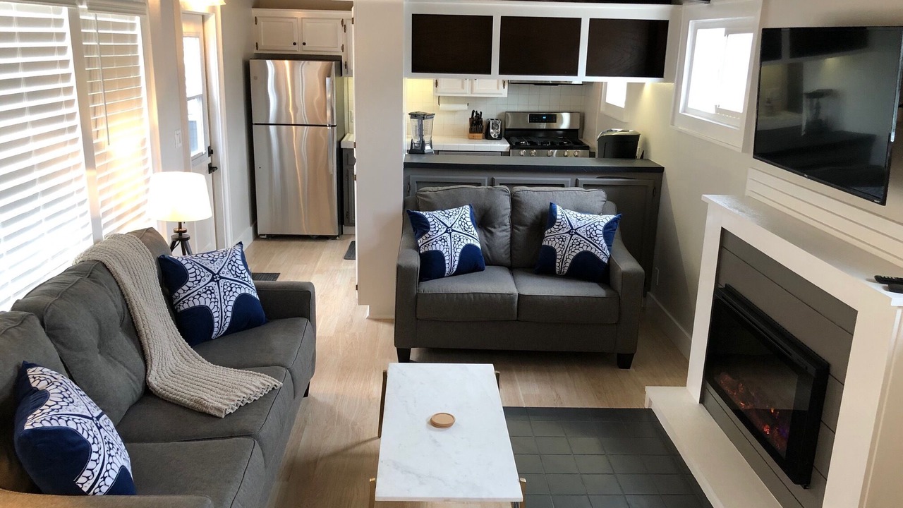 Photo of Livingroom in Balboa Island