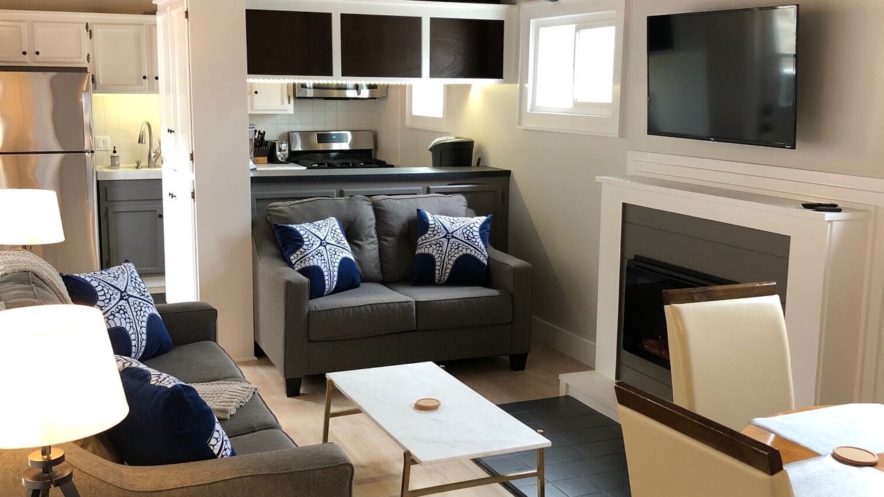 Photo of Livingroom in Balboa Island